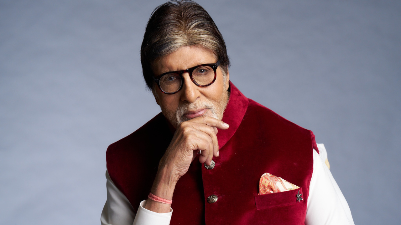 মায়ের স্মৃতিতে আবেগে ভাসলেন অমিতাভ