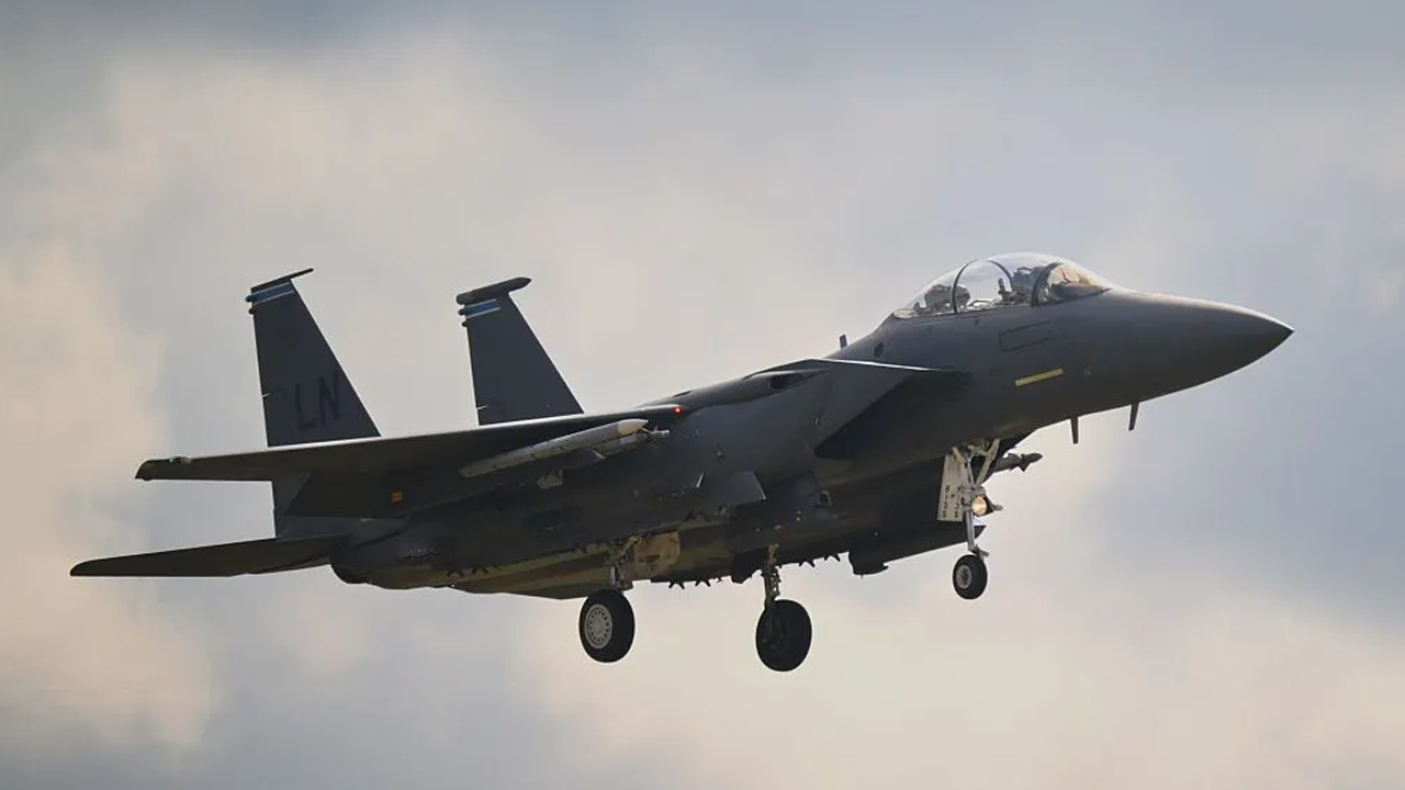 ইরান যুদ্ধ: নিখোঁজের দুদিন পর মার্কিন পাইলট উদ্ধার