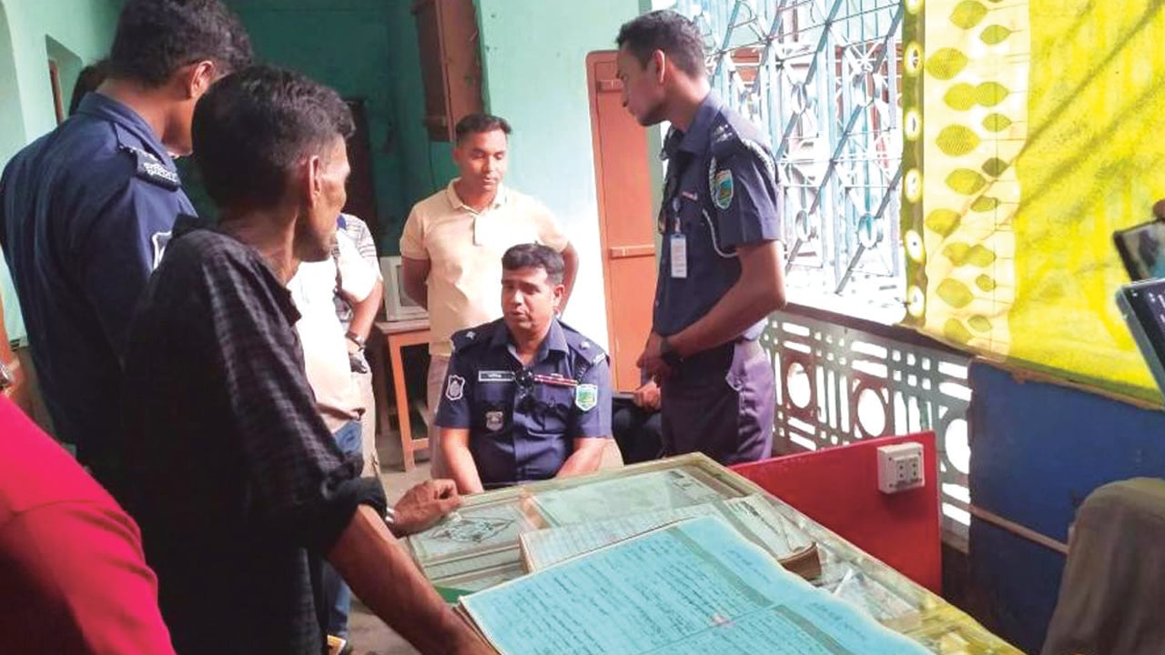 পাবনায় আবাসিক হোটেল থেকে নারীর মরদেহ উদ্ধার
