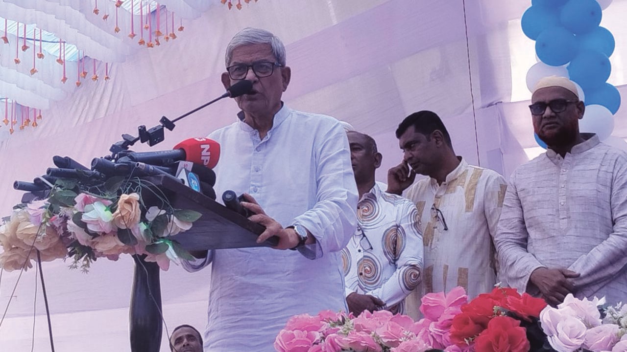 ফ্যামিলি কার্ড প্রতিটি ঘরে যাবে: মির্জা ফখরুল