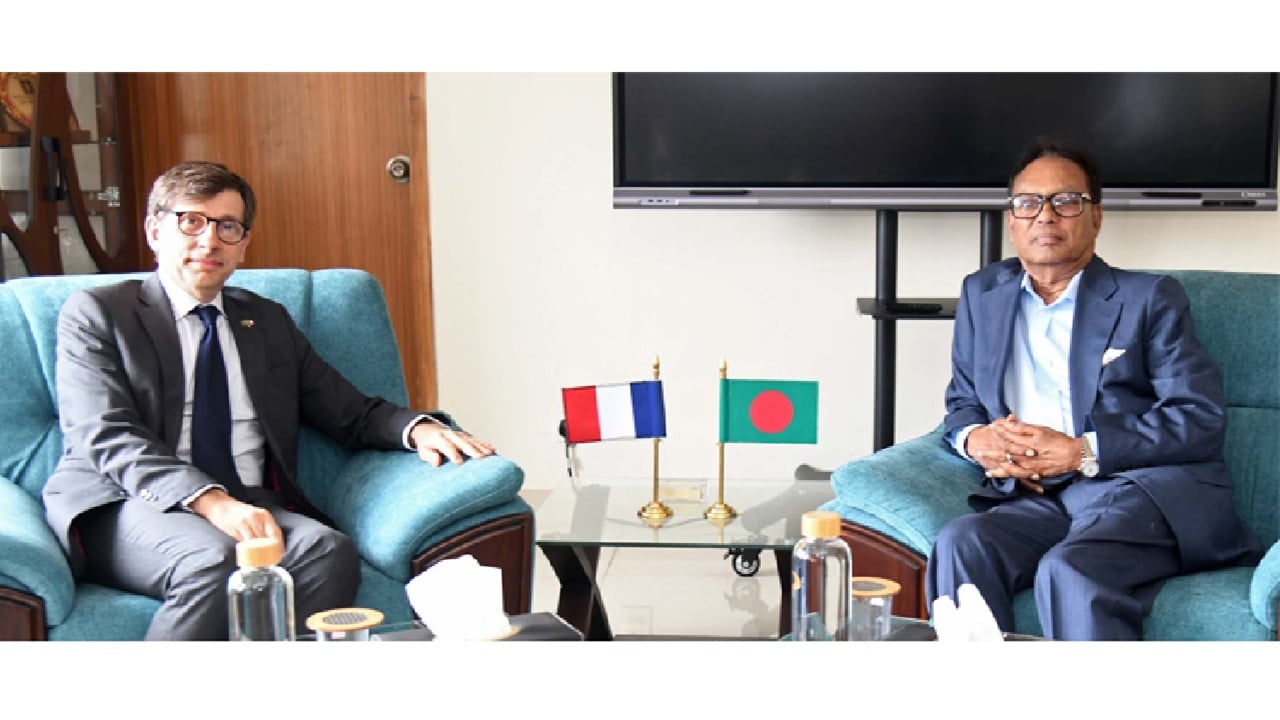 টেলিযোগাযোগ মন্ত্রীর সঙ্গে ফ্রান্সের রাষ্ট্রদূতের সাক্ষাৎ