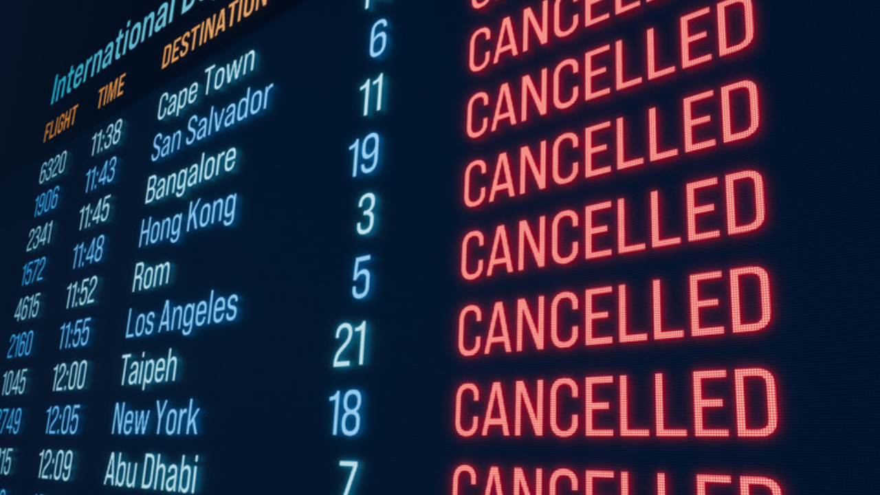 ইরান যুদ্ধে বিশ্ব বিমান শিল্পে ক্ষতি ৫৩ বিলিয়ন ডলার