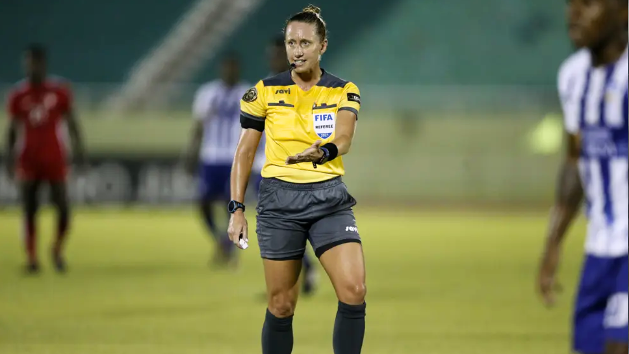 ফিফা বিশ্বকাপে ম্যাচ পরিচালনার দায়িত্ব পেলেন ৬ নারী সদস্য