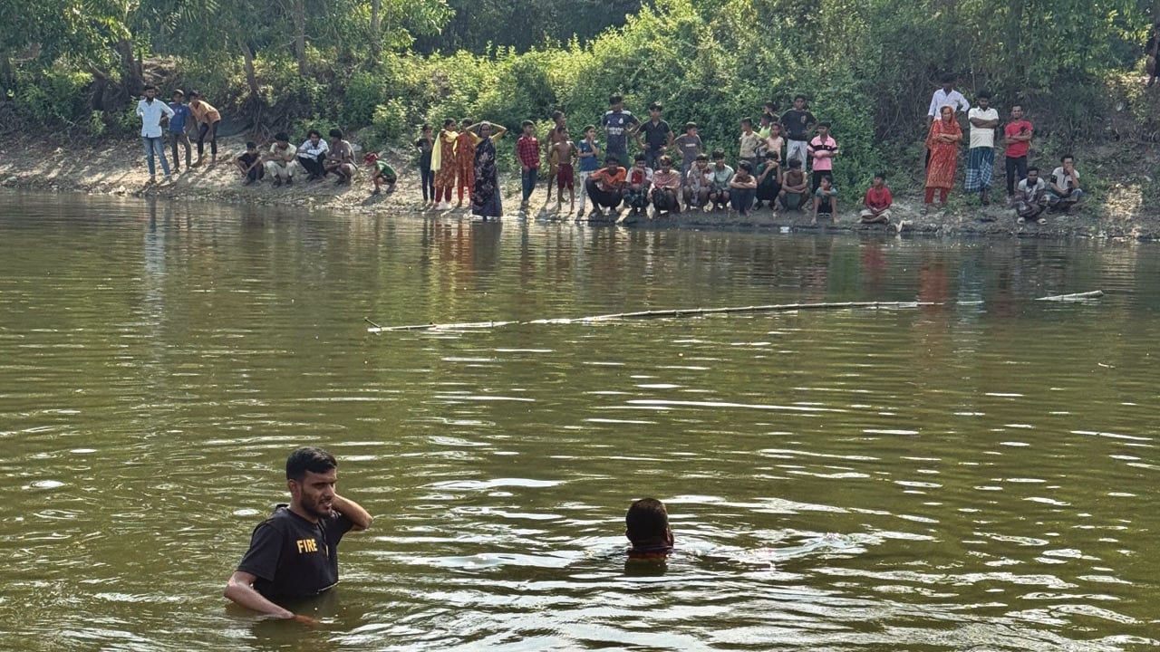 টিকটক করতে গিয়ে পানিতে ডুবে শিশুর মৃত্যু
