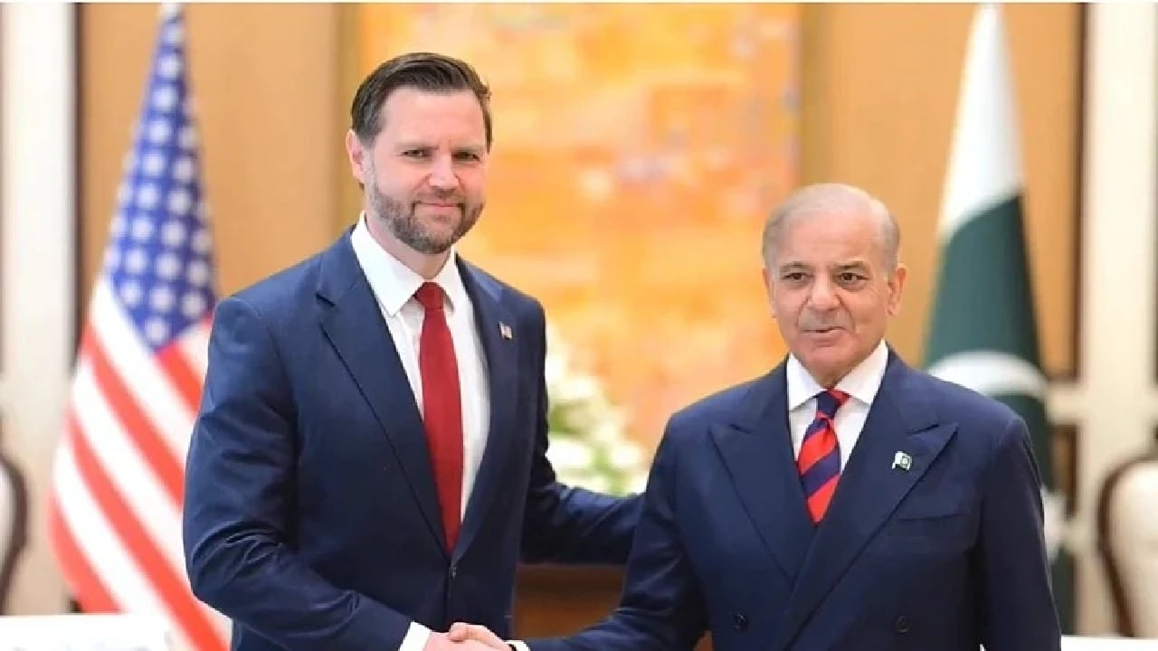 এবার শাহবাজের সঙ্গে বৈঠকে মার্কিন ভাইস প্রেসিডেন্ট ভ্যান্স