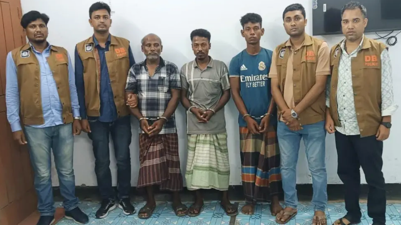 পরিবারের চারজনকে গলাকেটে হত্যায় গ্রেপ্তার ৩