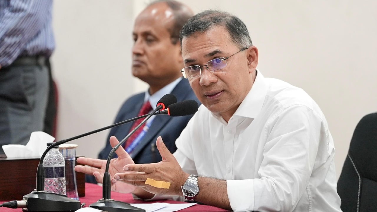 রূপপুর বালিশ কাণ্ড: দাম নিয়ে প্রধানমন্ত্রীর বিস্ময়