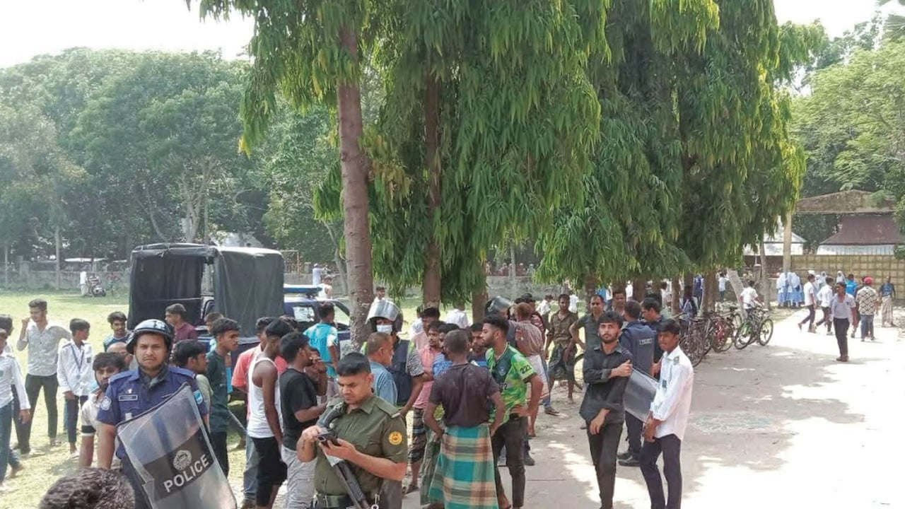 প্রাইভেট পড়াতে রাজি না হওয়ায় শিক্ষককের ওপর হামলা, গ্রেপ্তার ২ তরুণ