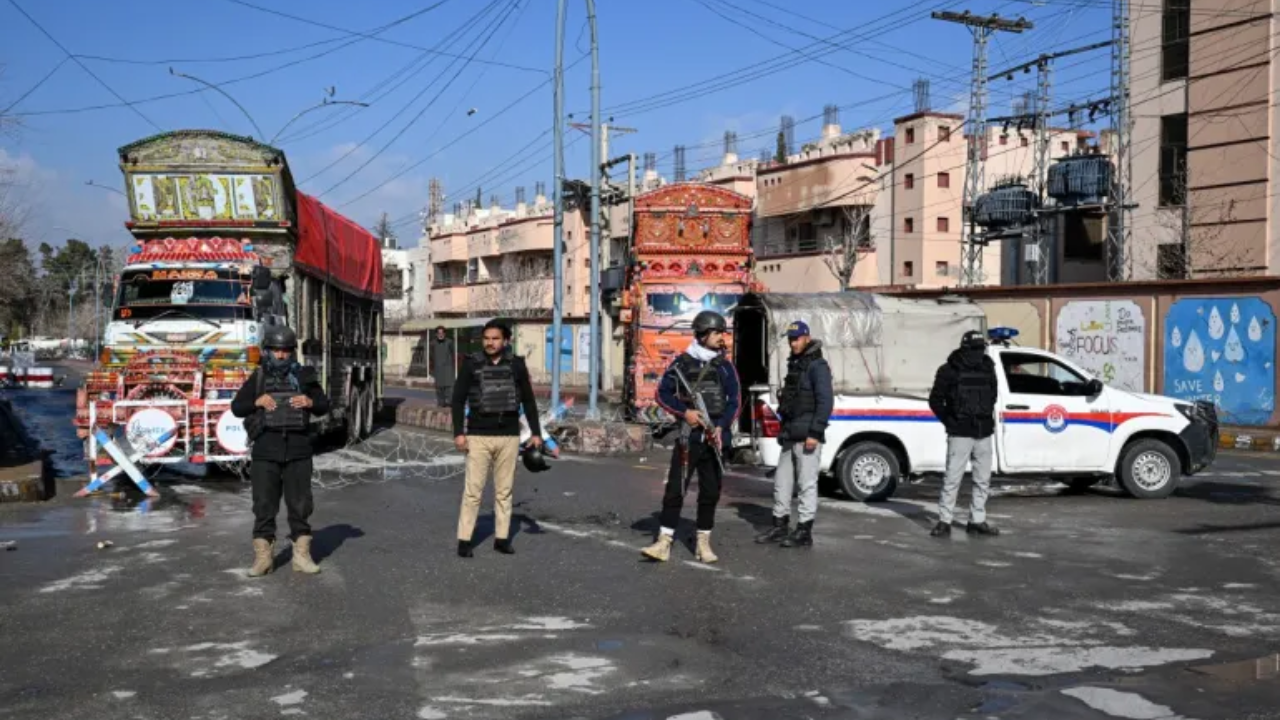 পাকিস্তানের বেলুচিস্তানে নিরাপত্তা বাহিনীর অভিযানে ১৪৫ বিচ্ছিন্নতাবাদী নিহত