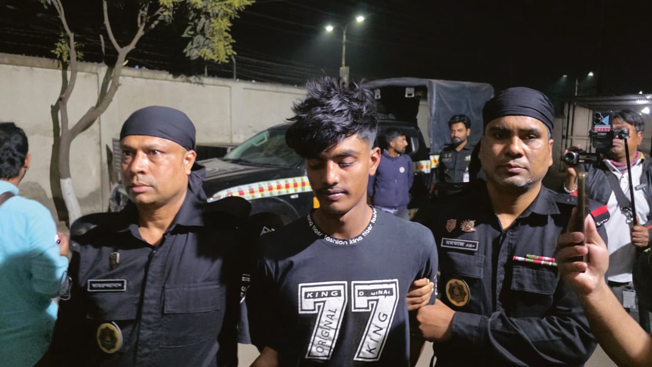 পায়ুপথে বাতাস ঢুকিয়ে কিশোর হত্যা, অভিযুক্ত গ্রেপ্তার