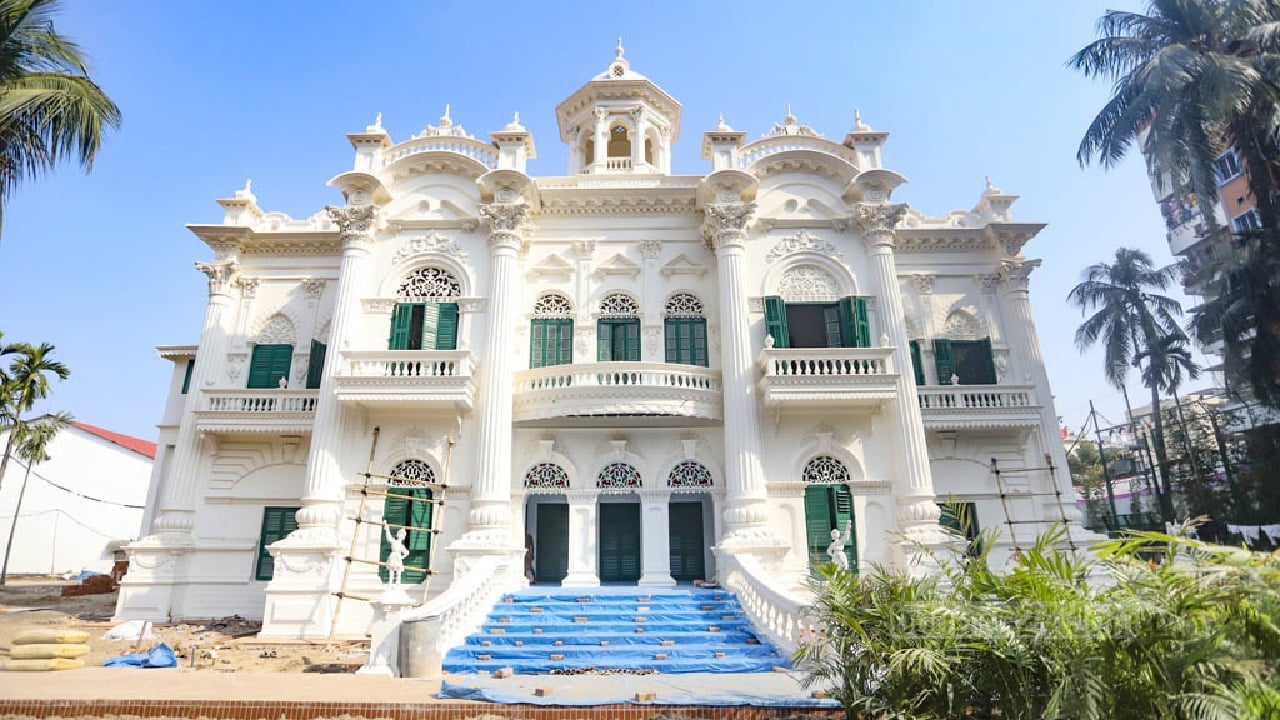 রোজ গার্ডেন ক্রয়ে রাষ্ট্রের অপচয় ৩৩২ কোটি টাকা