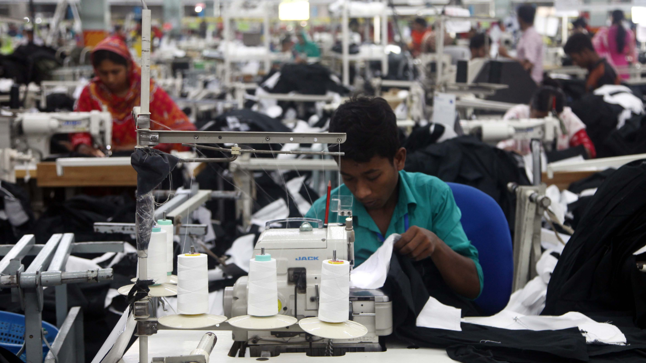 রপ্তানি ভাটায় পোশাক খাতে অস্বস্তি