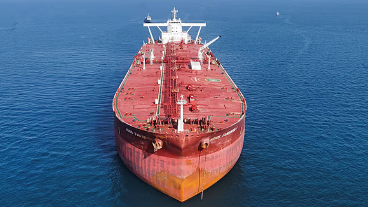 রুশ তেল কেনার নিষেধাজ্ঞা শিথিল করলো যুক্তরাষ্ট্র