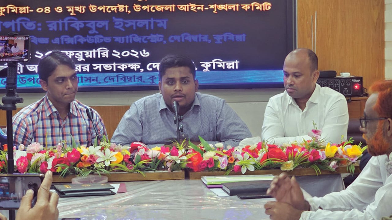 থানার অফিসাররা আন্তরিক নন: হাসনাত আবদুল্লাহ