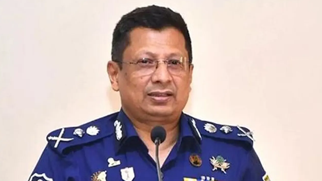 ‘সাবেক আইজিপি মামুনকে শাপলা চত্বর গণহত্যায় আসামি করা হবে'