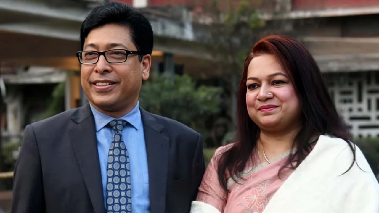 সাবেক মন্ত্রী ফরহাদ হোসেন ও স্ত্রীর আয়কর নথি জব্দের আদেশ