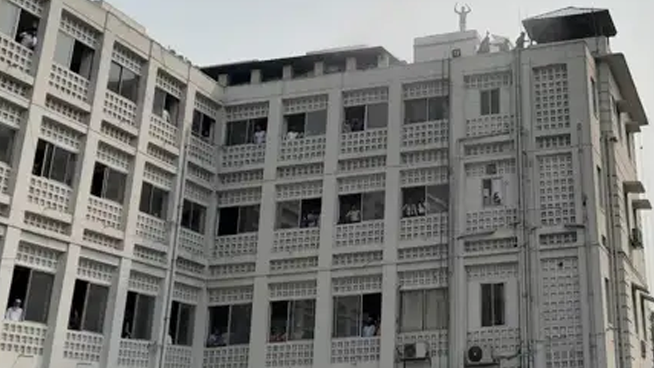 সচিবালয়ের ১ নম্বর ভবন ভেঙে ২১ তলা নির্মাণের উদ্যোগ 2