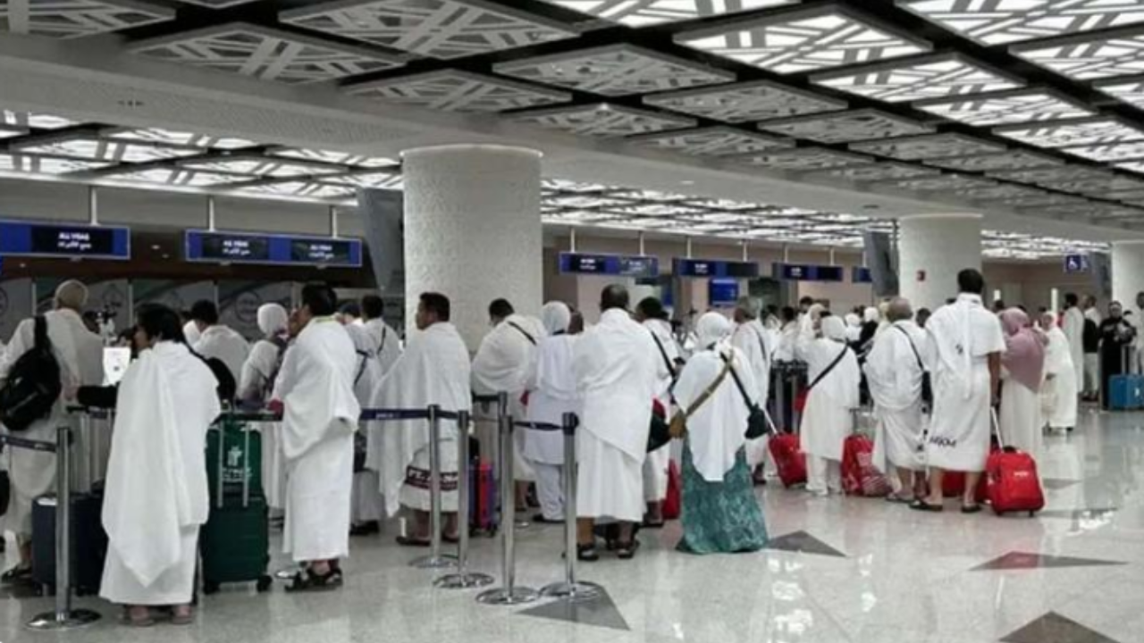 সৌদি পৌঁছেছেন ২৭ হাজার ৩২৫ হজযাত্রী