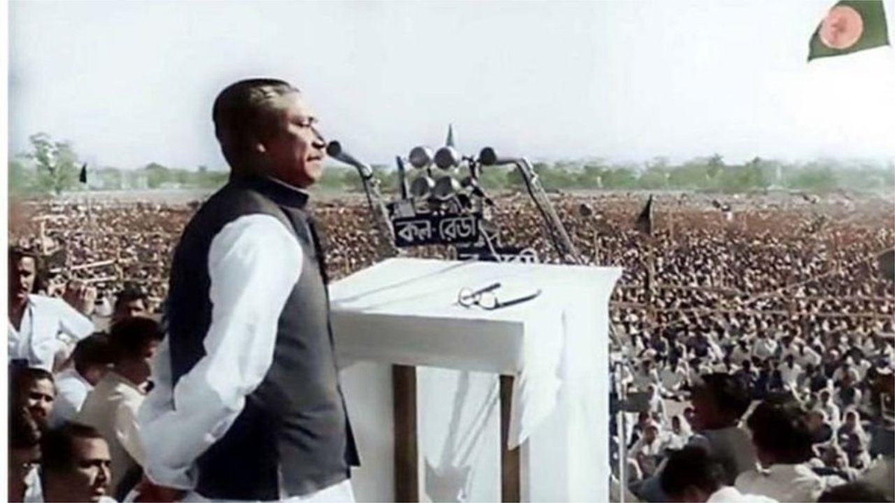 ৭ মার্চ: বঙ্গবন্ধুর ঐতিহাসিক ভাষণে জেগেছিল বাঙালির স্বাধীনতার স্বপ্ন