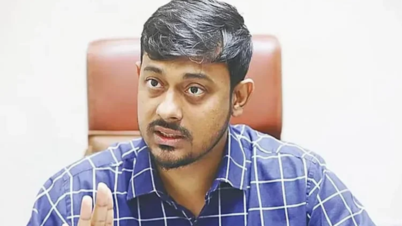 মির্জা আব্বাসকে ‘হুমকি’, নাসীরুদ্দীন পাটওয়ারীর বিরুদ্ধে মামলার আবেদন