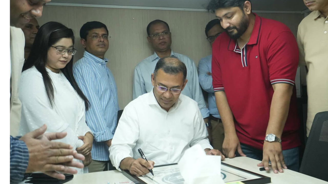 বনানীতে ফ্রি অ্যানিমেল ক্লিনিক উদ্বোধন করলেন তারেক রহমান