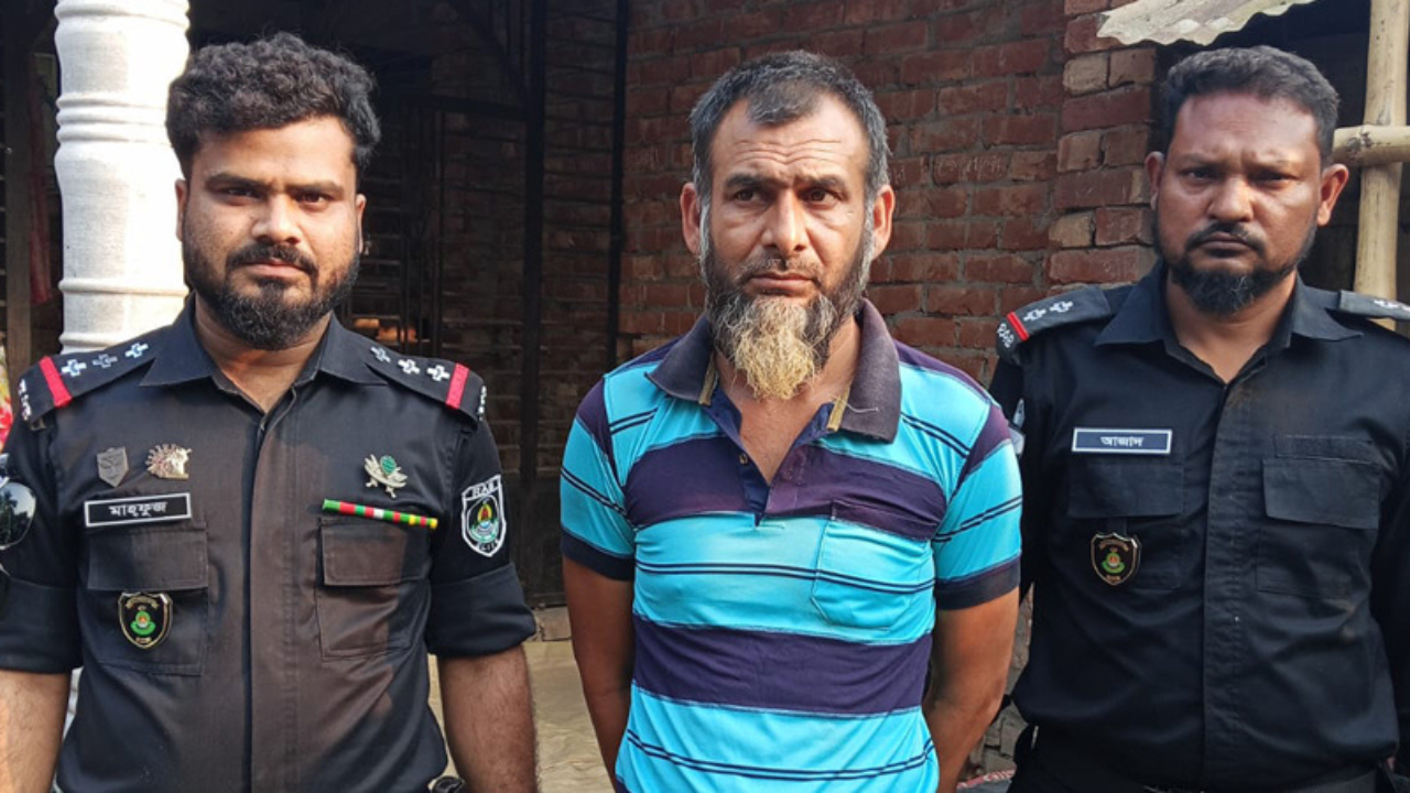 দীর্ঘক্ষণ অপেক্ষা করে তেল না পেয়ে পাম্প ম্যানেজারকে হত্যা করে ট্রাকচালক: র‌্যাব