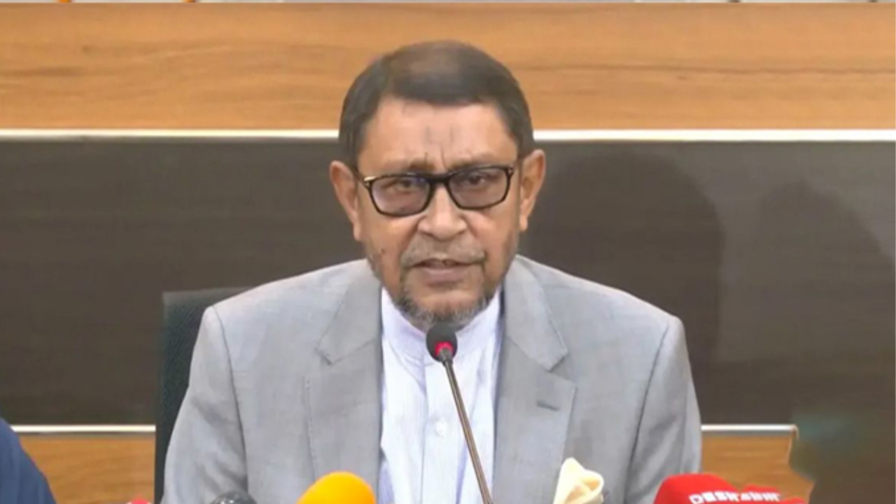 সংকট কাটলে টিকার বিষয়ে তদন্তের সিদ্ধান্ত নেওয়া হবে: স্বাস্থ্যমন্ত্রী