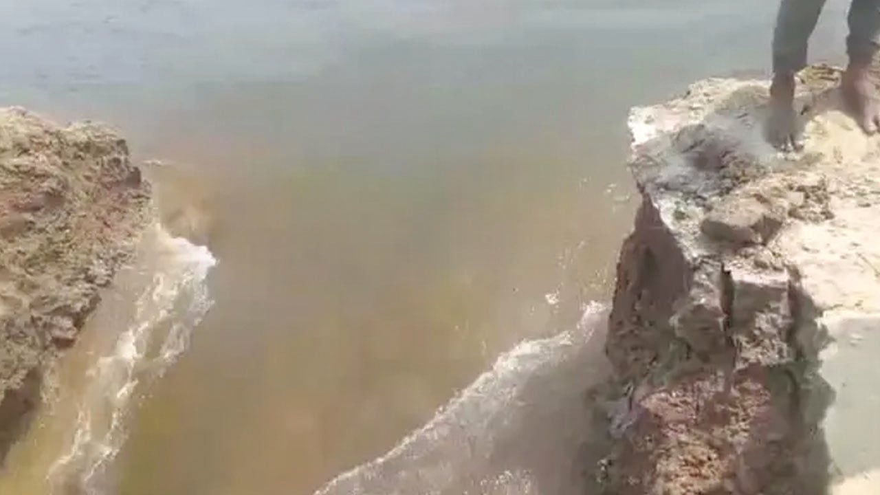 শাল্লায় ফসল রক্ষা বাঁধ কেটে দেওয়ার অভিযোগ