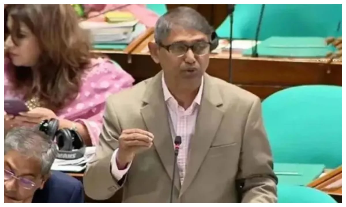 সংসদে মুক্তিযোদ্ধার সংখ্যা জানালেন মন্ত্রী