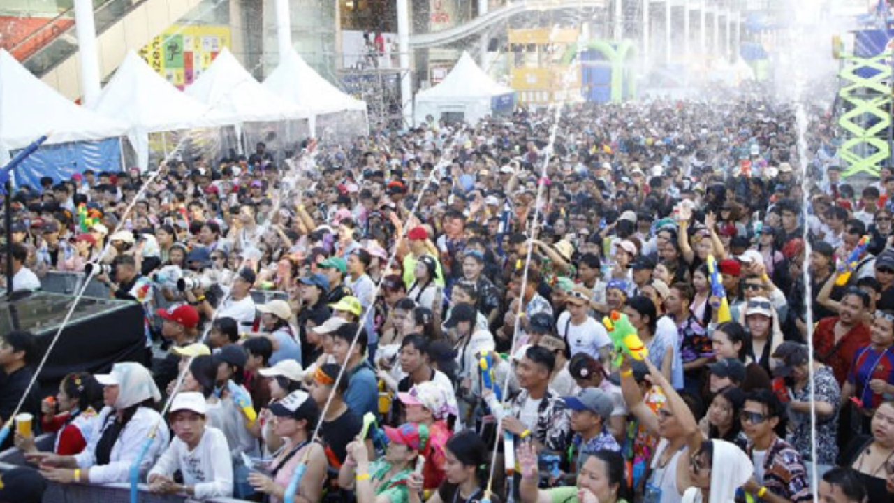 থাইল্যান্ডে নববর্ষের উৎসবে সড়ক দুর্ঘটনায় নিহত ১৫৪