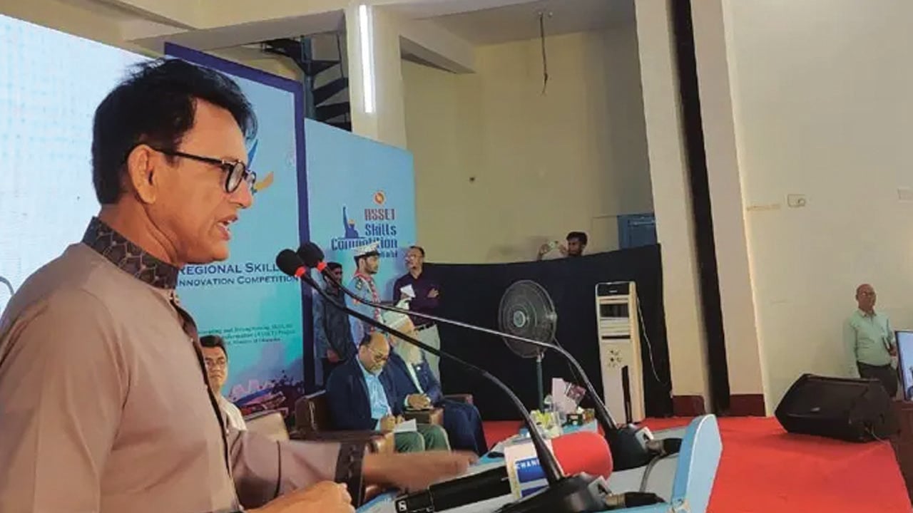 তুমিও ফেল, ছয় মাস পর আমিও ফেল: শিক্ষামন্ত্রী