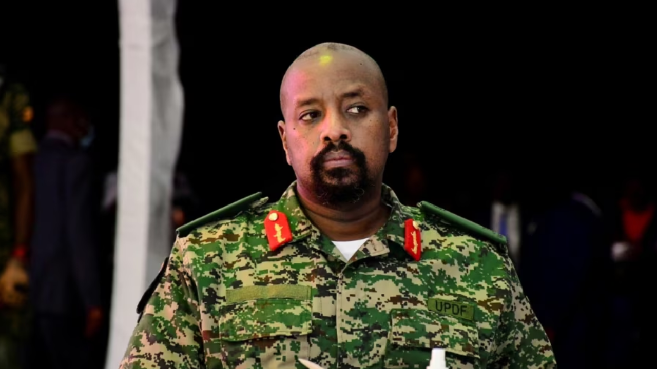 তুর্কি দূতাবাস বন্ধের হুঁশিয়ারি উগান্ডা সেনাপ্রধানের!