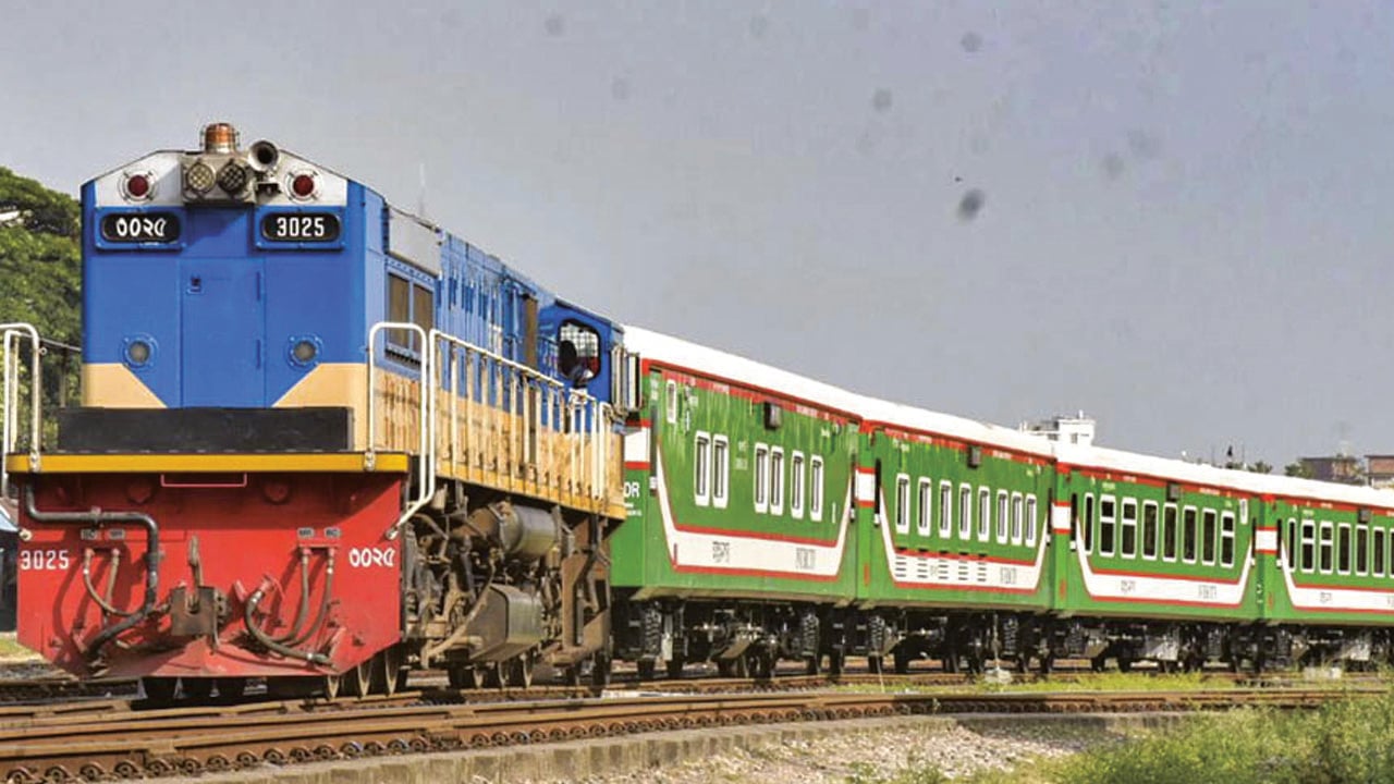 ঈদযাত্রায় ফিরতি ট্রেনের টিকিট বিক্রি শুরু
