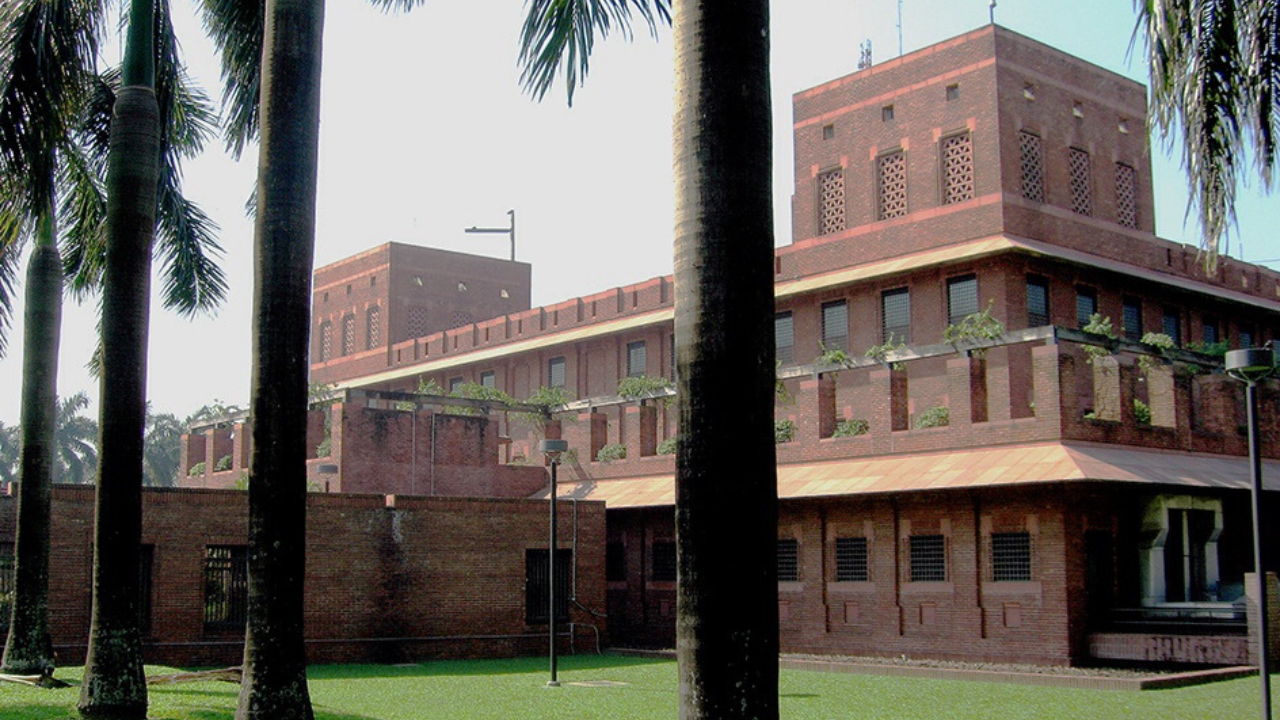 মার্কিন দূতাবাস এলাকায় নিরাপত্তা জোরদার