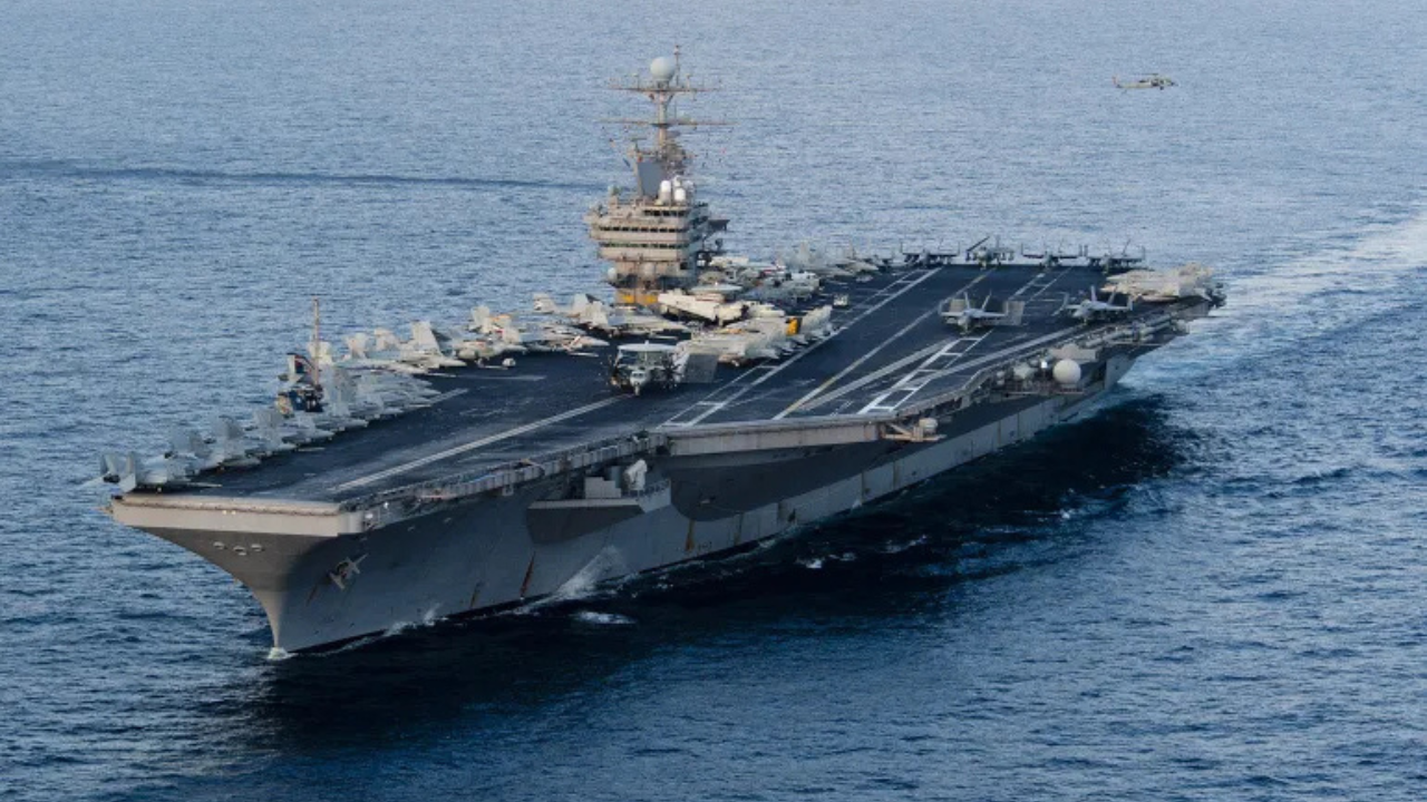 ইরানি ড্রোন ধ্বংস করলো মার্কিন রণতরী