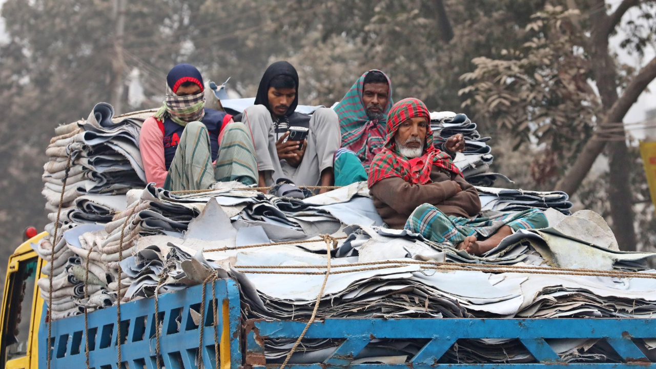 শীতের ঢাকা