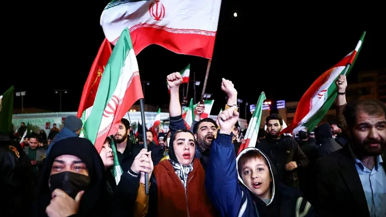 যুক্তরাষ্ট্র-ইরান যুদ্ধবিরতিতে বিশ্বজুড়ে স্বস্তি