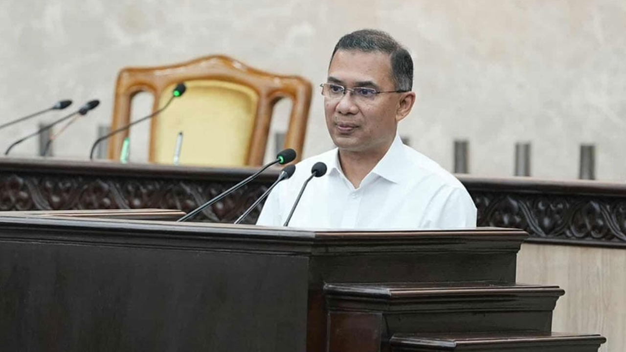 ‘যারা যে খেলায় ভালো করবেন সেটিকে পেশা হিসেবে নিতে পারেন’