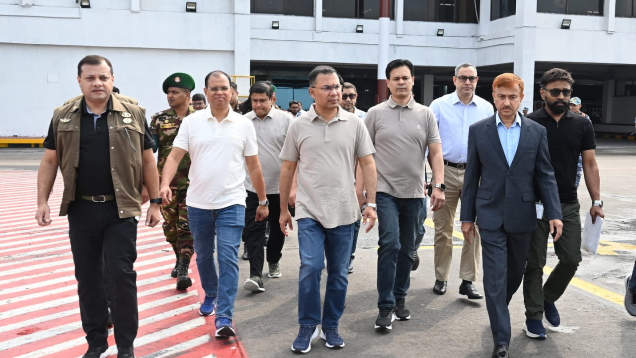 যশোর পৌঁছেছেন প্রধানমন্ত্রী