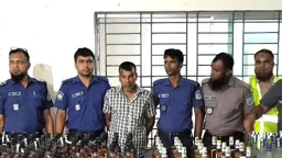 কচুরিপানার নিচে ছিল ৮৮ বোতল মদ, আটক ১