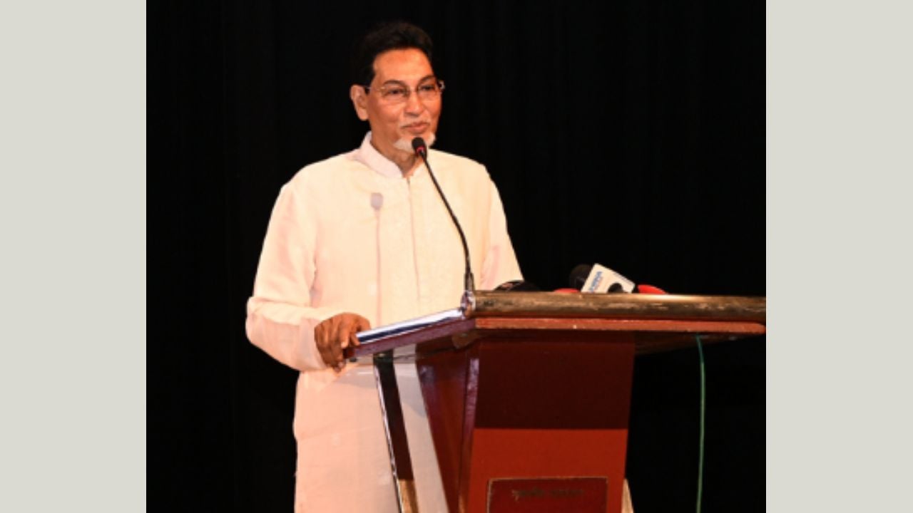 অনর্থক সমালোচনা বন্ধ করে সরকারকে সহযোগিতা করা উচিত: চিফ হুইপ