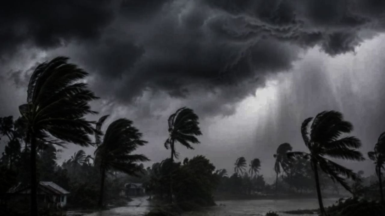 আজকের আবহাওয়া: দেশের ৭ অঞ্চলে ঝড়ের আভাস