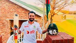 ইতিহাস গড়ে হৃদয়ের ট্রিপল সেঞ্চুরি