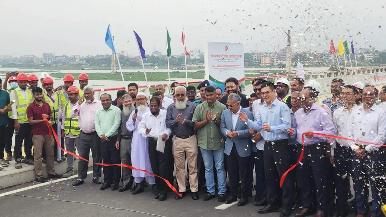 এলিভেটেড এক্সপ্রেসওয়ের ধউর-আশুলিয়া সার্ভিস সেতুর উদ্বোধন