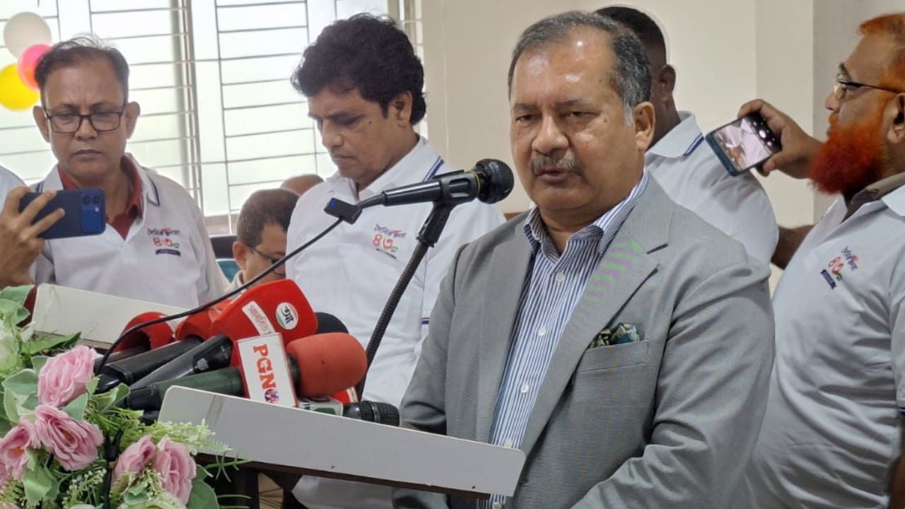 ক্ষমতাকে প্রশ্ন করার নামই সাংবাদিকতা: স্বপন