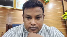গ্রেপ্তার এড়াতে বাসার ছাদ থেকে লাফ দিয়ে আহত আ.লীগ নেতা
