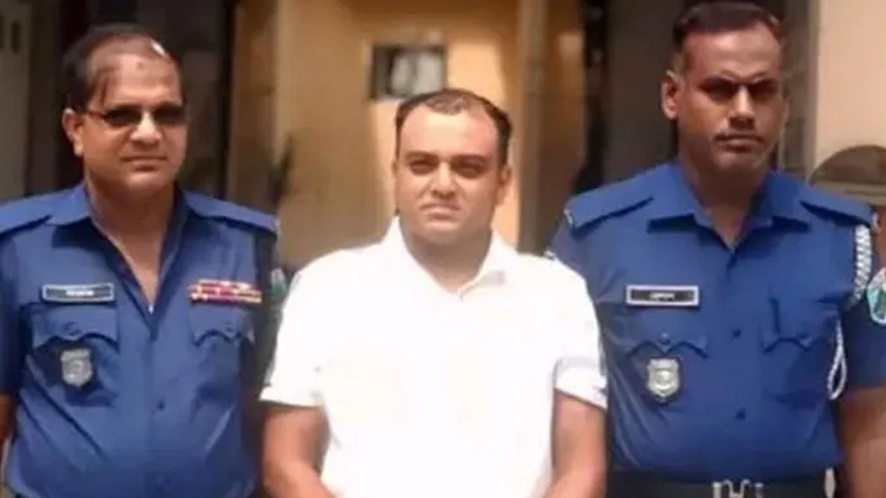 বগুড়ায় ১২০০ ইয়াবাসহ ছাত্রদল নেতা গ্রেপ্তার
