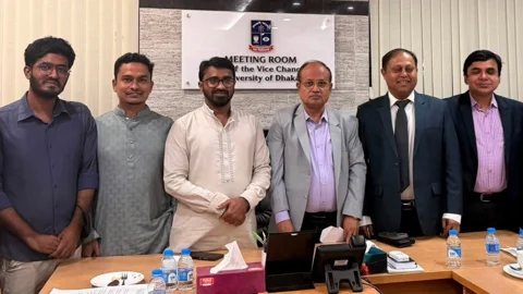 ডাকসুর জিএস পদ ফিরে পেলেন রাশেদ খাঁন