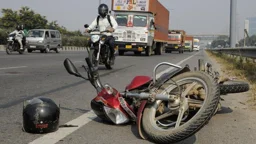 পিকআপ-মোটরসাইকেল সংঘর্ষে প্রাণ গেলো ২ জনের