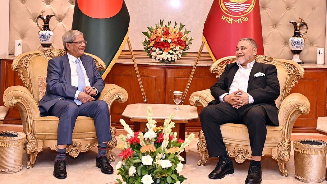 নির্বাচন কমিশনের ভাবমূর্তি ও জনআস্থা সমুন্নত রাখার আহ্বান রাষ্ট্রপতির